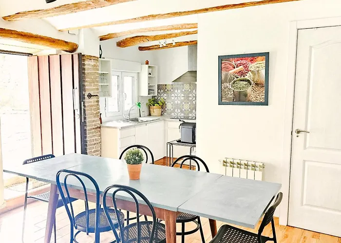 Casa Del Arquillo